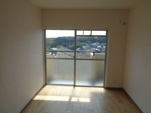 (居間)